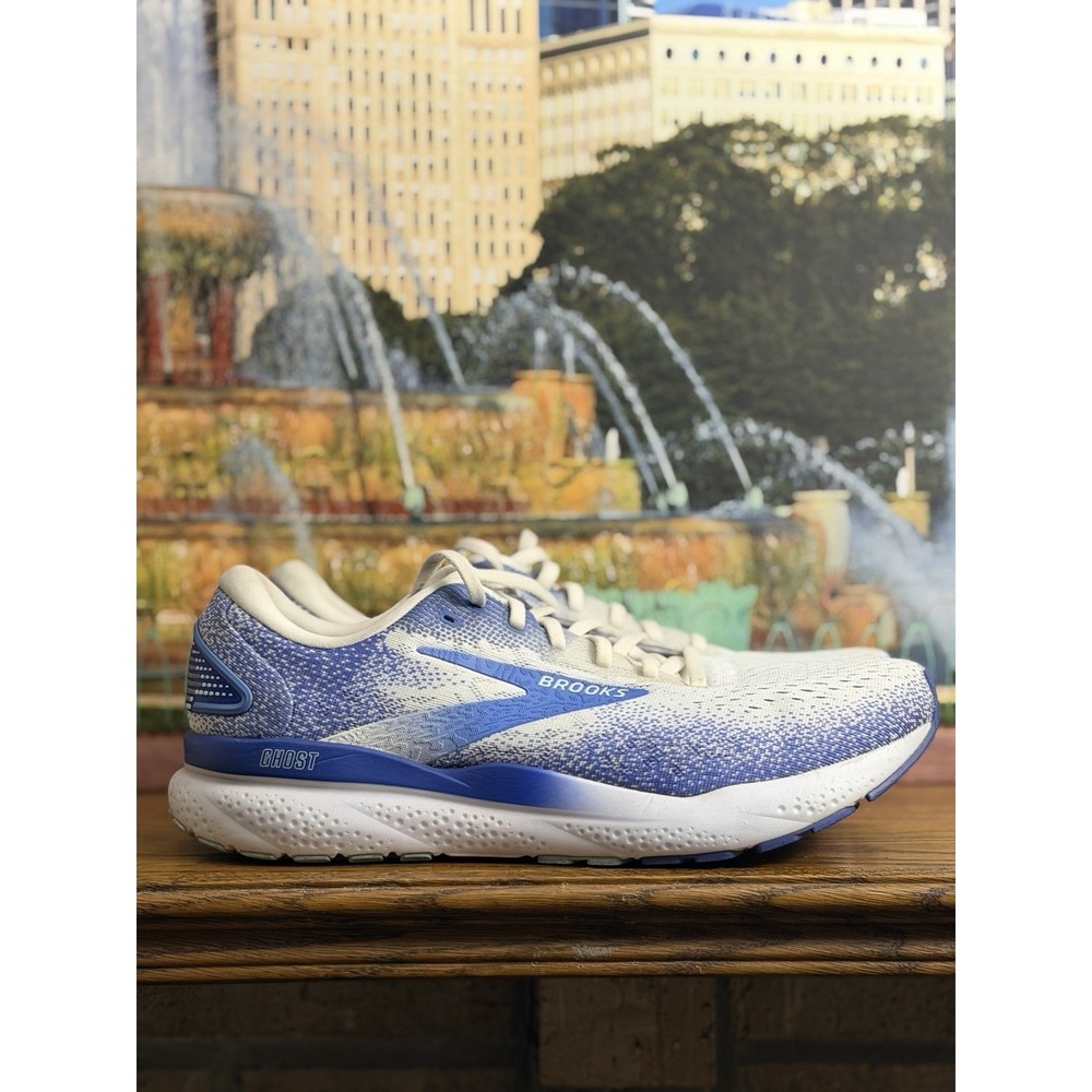 Brooks Ghost 16 Shoes Women 12 Nitrogen Injected Running Walking